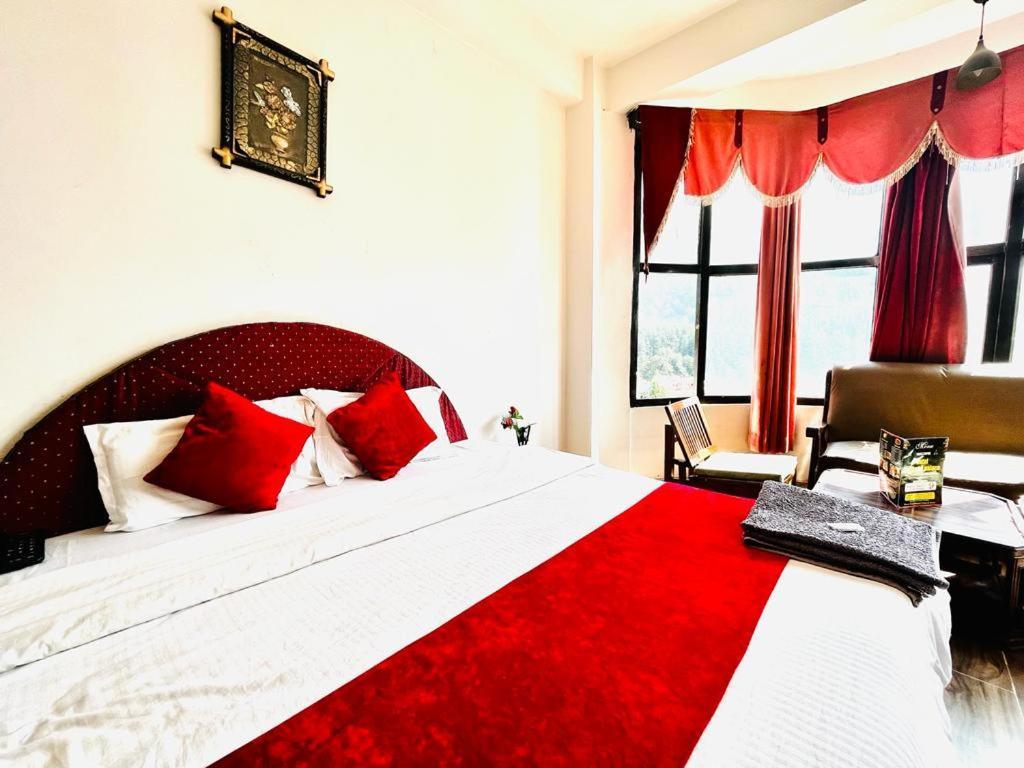Hotel Hadimba Palace - Free Pickup From Volvo Bus Stand Manali  Exterior photo
