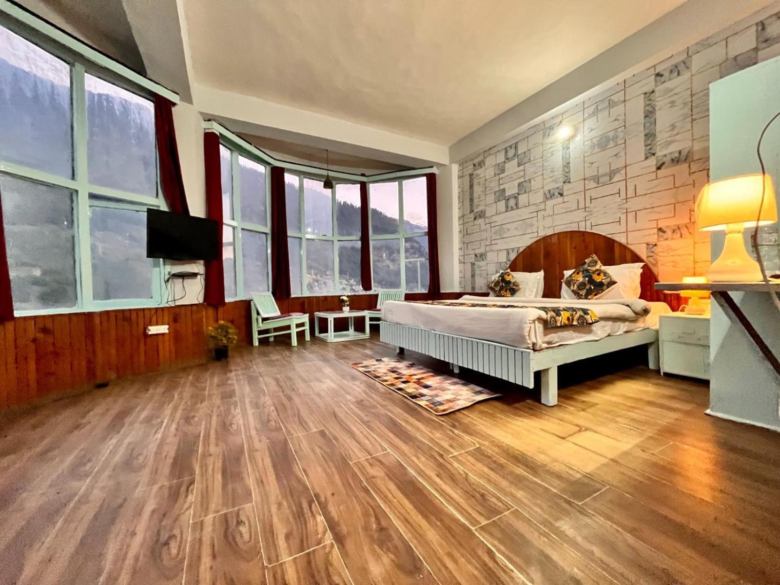 Hotel Hadimba Palace - Free Pickup From Volvo Bus Stand Manali  Exterior photo